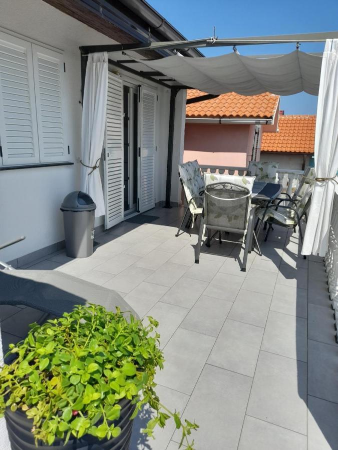 Apartment Bicanic Vir Exterior foto